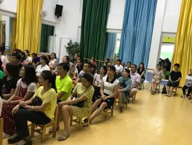 优化课程晋级线上微课线下实操服务形式让科学育儿常识触手可及 优化课程晋级线上微课线下实操服务形式让科学育儿常识触手可及